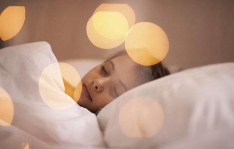 睡前喝一杯羊奶有助于睡眠嗎？